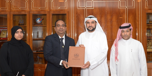 Al Ghandi Electronics
receives Valuable Conservation Partner Award from SEWA